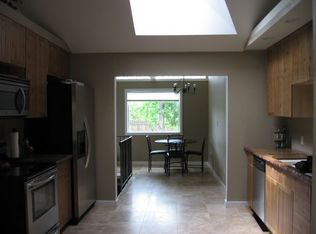 8 E Creek Dr, Murray, UT 84107