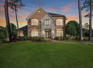 1011 Oak Park Ln, Friendswood, TX 77546