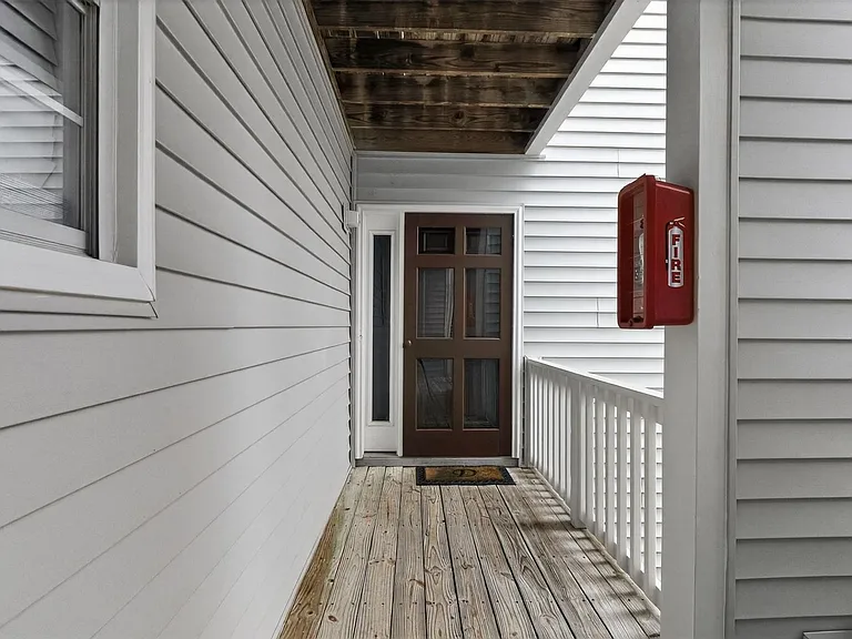 295 Warton Ln #8 — Photo 16