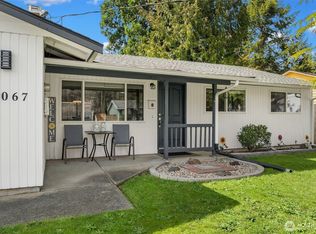 1067 Anacortes Ave NE, Renton, WA 98059