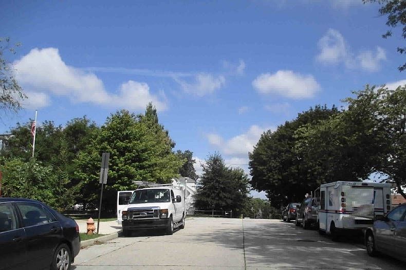 2nd image of 4309 Buchanan Ave