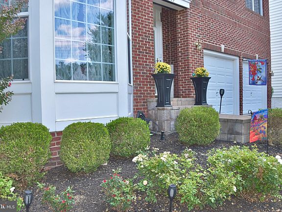3rd image of 9405 Struthers Glen Ct