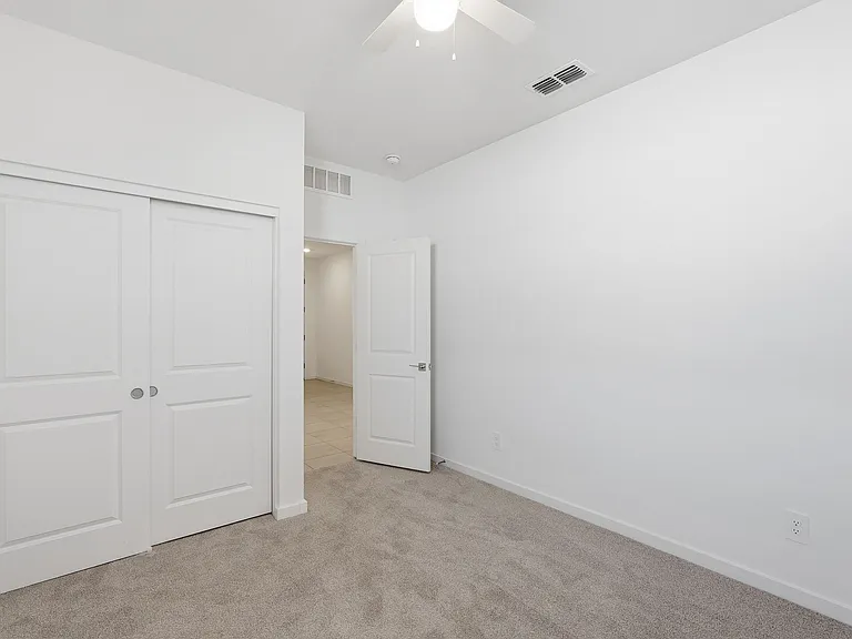 Secondary bedroom
