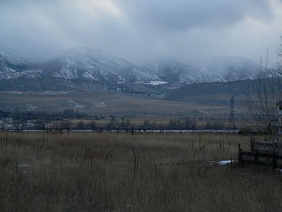 Storm coming seen from the yard