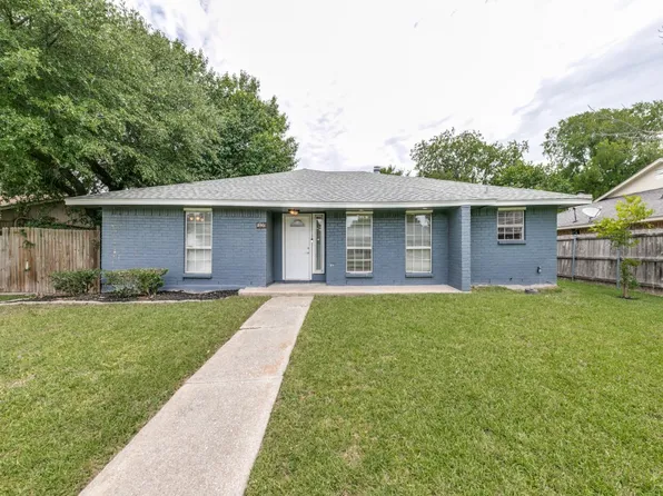 8901 Deerwood Dr, Rowlett, TX 75088