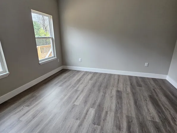 198 George Smith Ln #B, Spring City, TN 37381