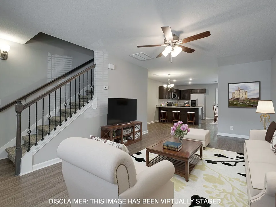 225 Woodland Valley Ln