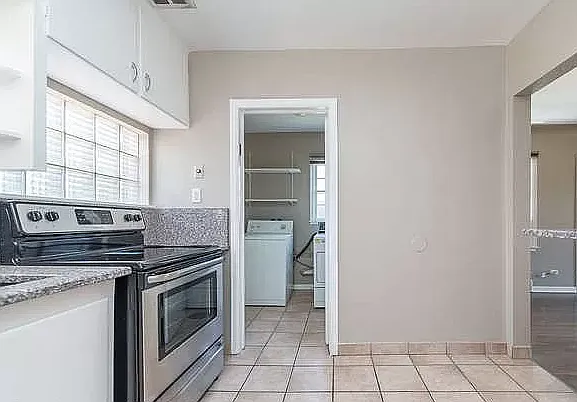 3906 S Logan St — Photo 17