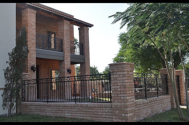 423 Cottonwood Ave Mcallen Tx 78501 Zillow