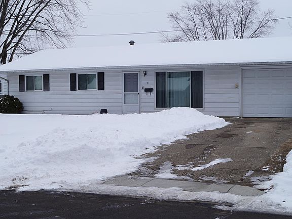 2nd image of 91 Fieldpoint Rd