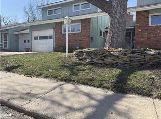 6550 W 51st St, Mission, KS 66202