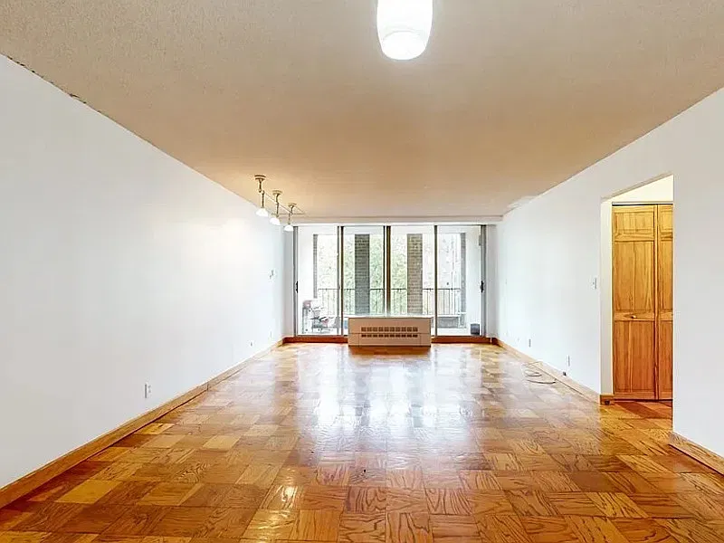 1 bed, 1.0 bath, 870 sqft, $1,716 — Photo 3