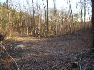 141 Brookfield Rd, Sturbridge, MA 01566