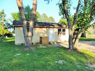 804 Morris St, Pocola, OK 74902