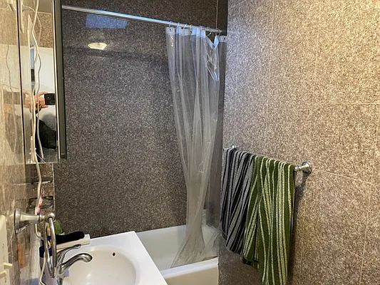 Rented by Friedman Roth Realty | media 18