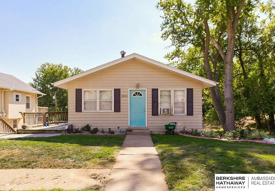 1st image of 1015 1st Ave