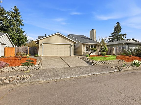 4th image of 21634 SW Columbia Dr