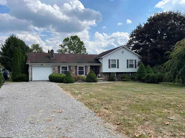 9517 Seneca Trl, Mill Creek, WV 26280