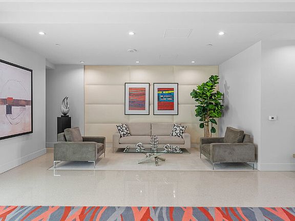 5th image of 1441 9th Ave Unit 201
