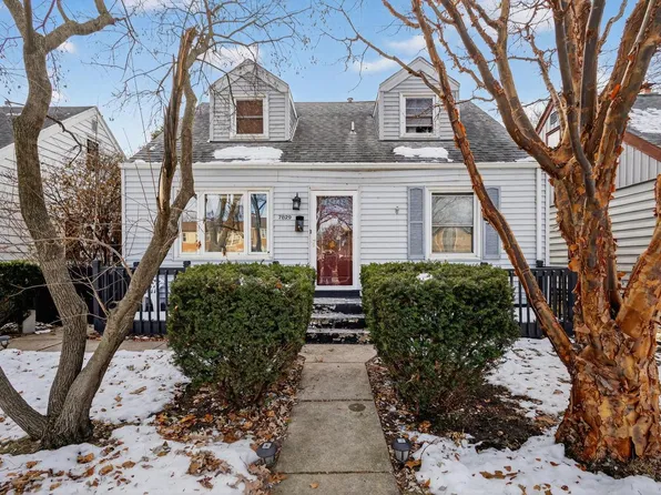 7829 West Lisbon AVENUE, Milwaukee, WI 53222