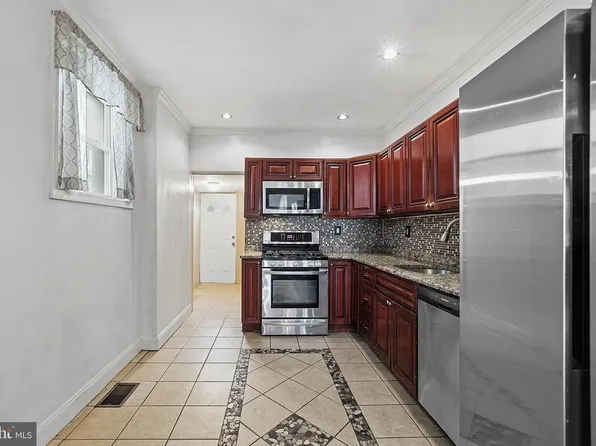 3006 Cedar St, Philadelphia, PA 19134