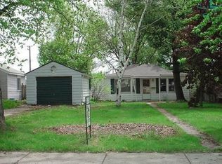 1135 N La Salle Ave, Waterford, MI 48328