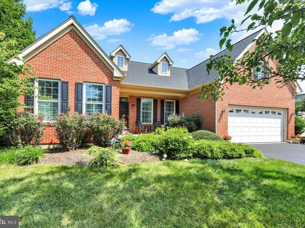 1002 Mill Stone Ct, Downingtown, PA 19335