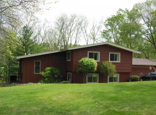 2166 Lowell Park Rd, Dixon, IL 61021