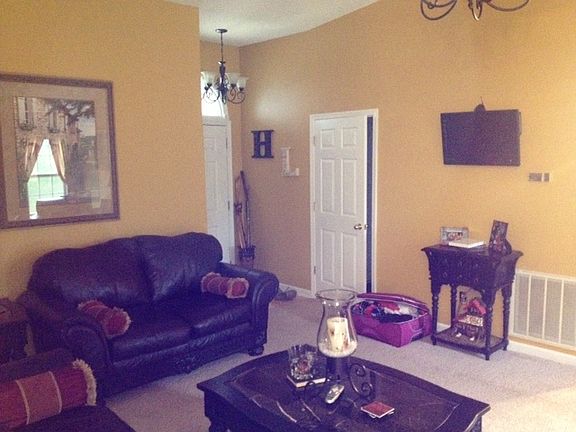 5th image of 112 Knollwood Ln