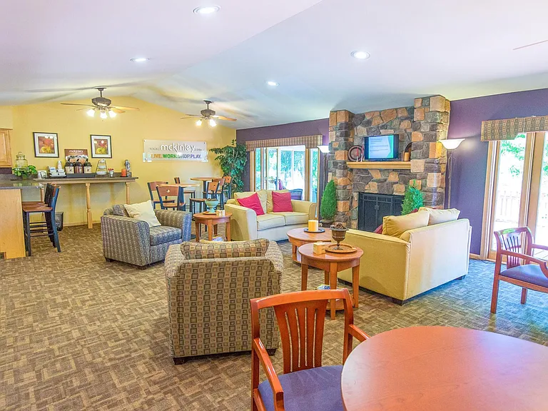 Clubhouse Cafe