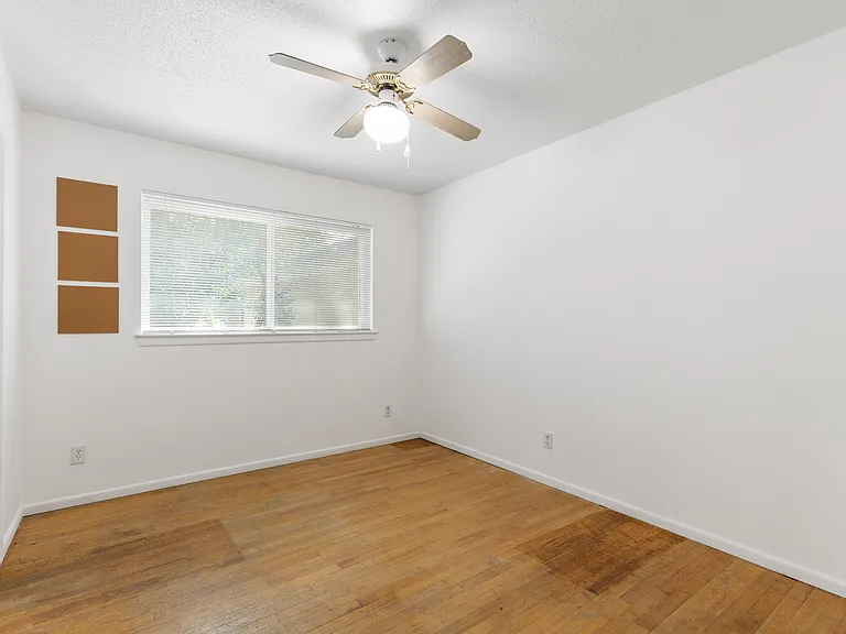 4765 Stallcup Dr — Photo 24
