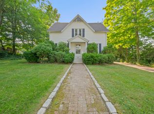 1690 Shepard Ave, Hamden, CT 06518