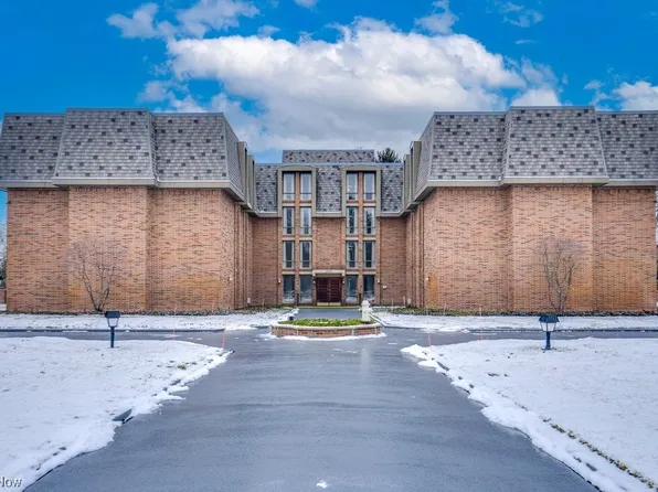 2375 Covington Rd APT 114, Akron, OH 44313