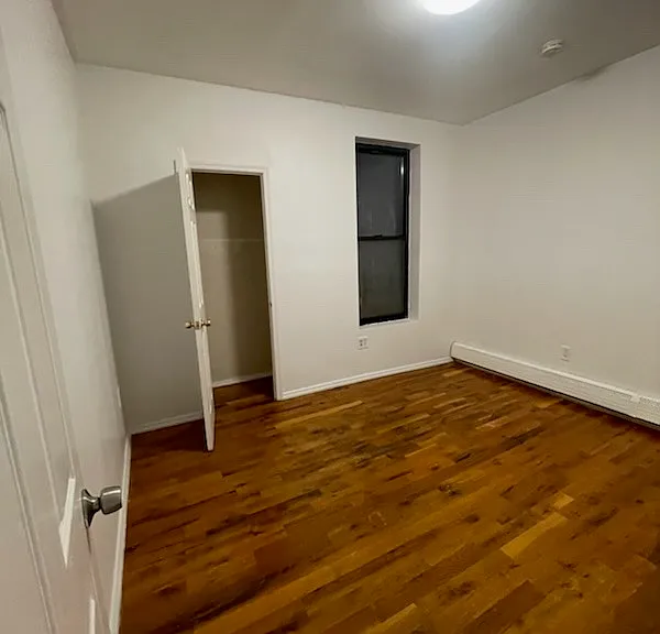 628 Coster St #2 — Photo 11