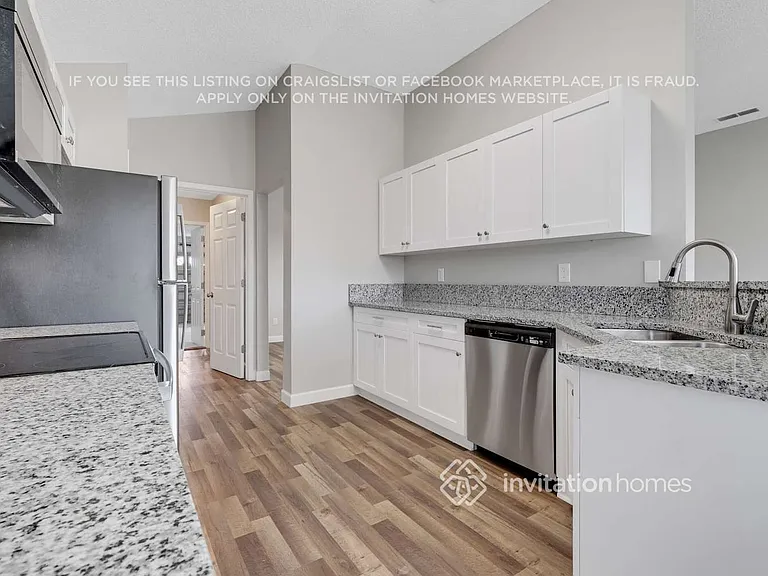12427 Amanda Cove Trl — Photo 15