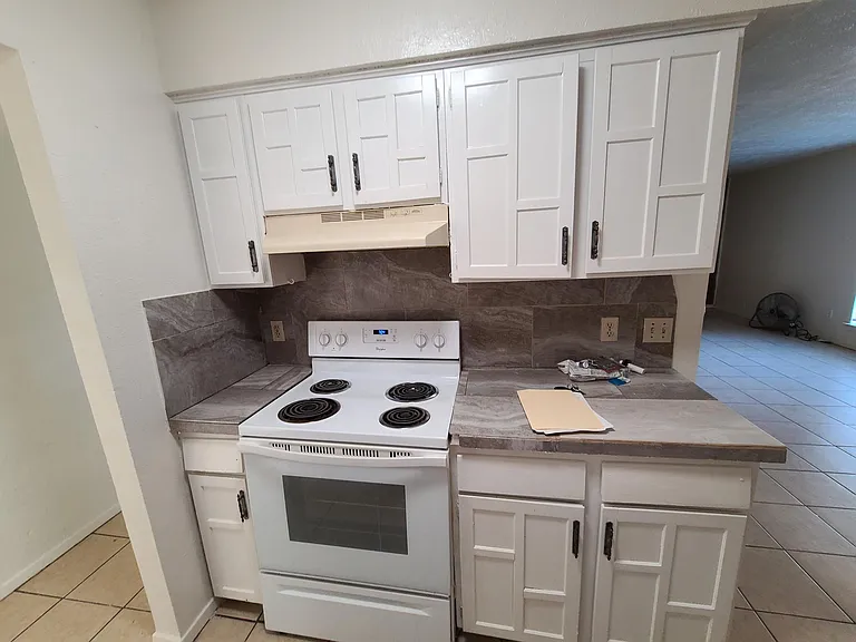 2703 Ponderosa St — Photo 9