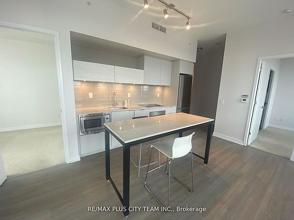 3rd image of 20 Thomas Riley Rd Unit 804