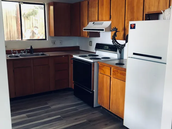 1405 W 5th St, Port Angeles, WA 98363