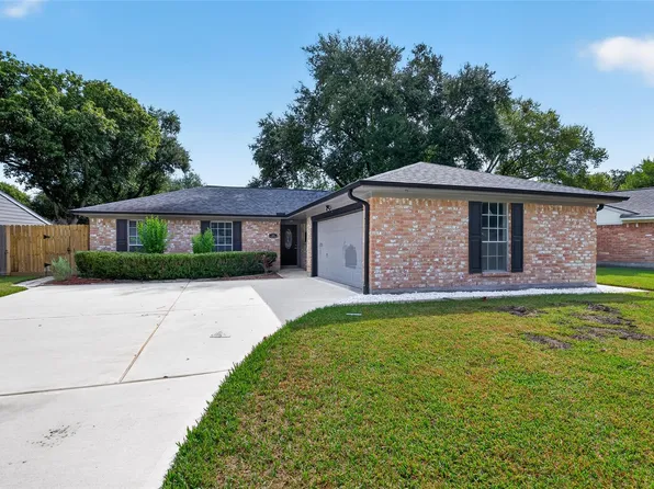 822 Shadwell Dr, Houston, TX 77062