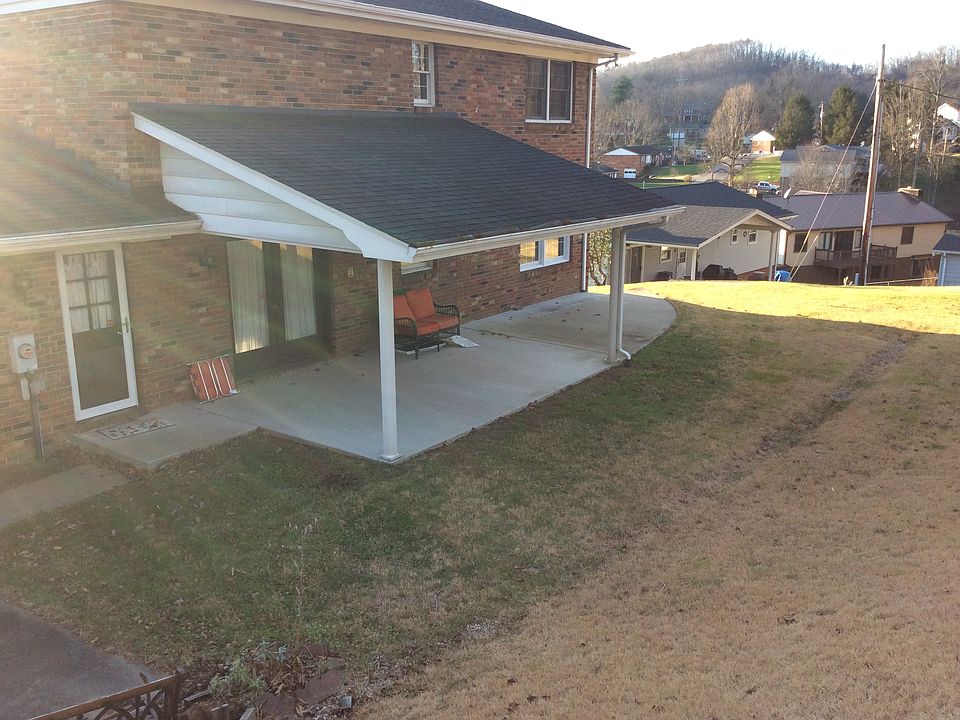 Private and quiet backyard