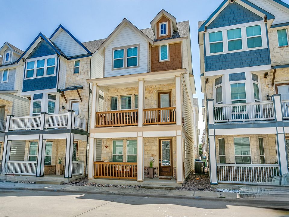 1st image of 219 S Village Way