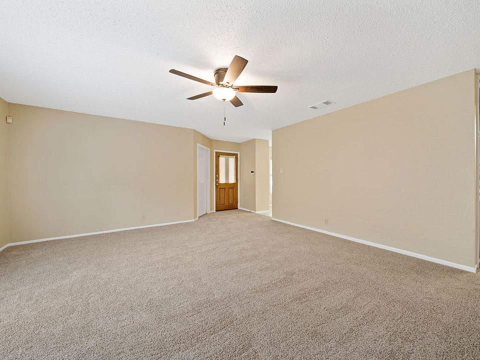 1st image of 7506 Echo Glade