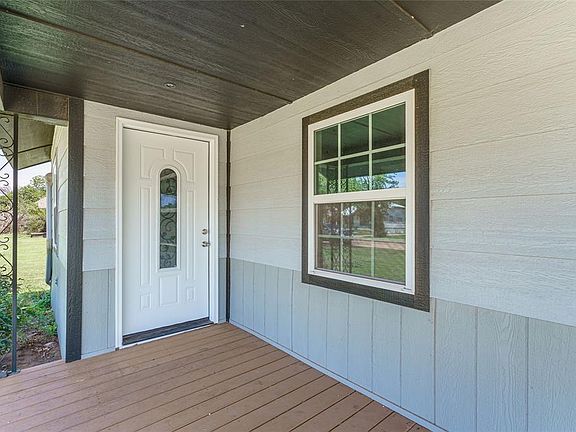 4th image of 209 S Linwood St