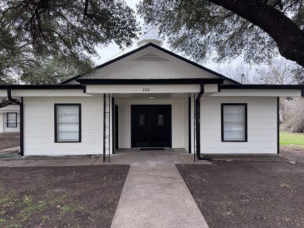204 Church St #2