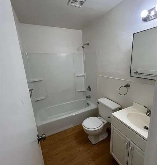 801 Randolph St #D — Photo 8