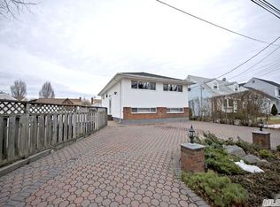 143 Atlantic Ave, Carle Place, NY 11514