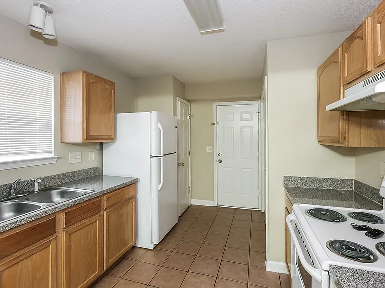 6207 Day Lilly Ln — Photo 9