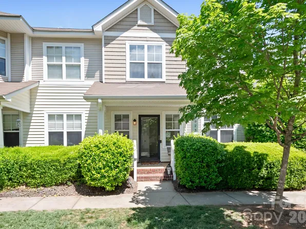 16923 Bridgeton Ln, Huntersville, NC 28078