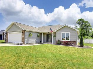 15162 Towne Park Run, Huntertown, IN 46748