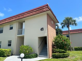 49 Woodland Dr APT 104, Vero Beach, FL 32962